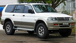 Mitsubishi Challenger vehicle pic